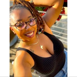 Meet your Posher, Jacque